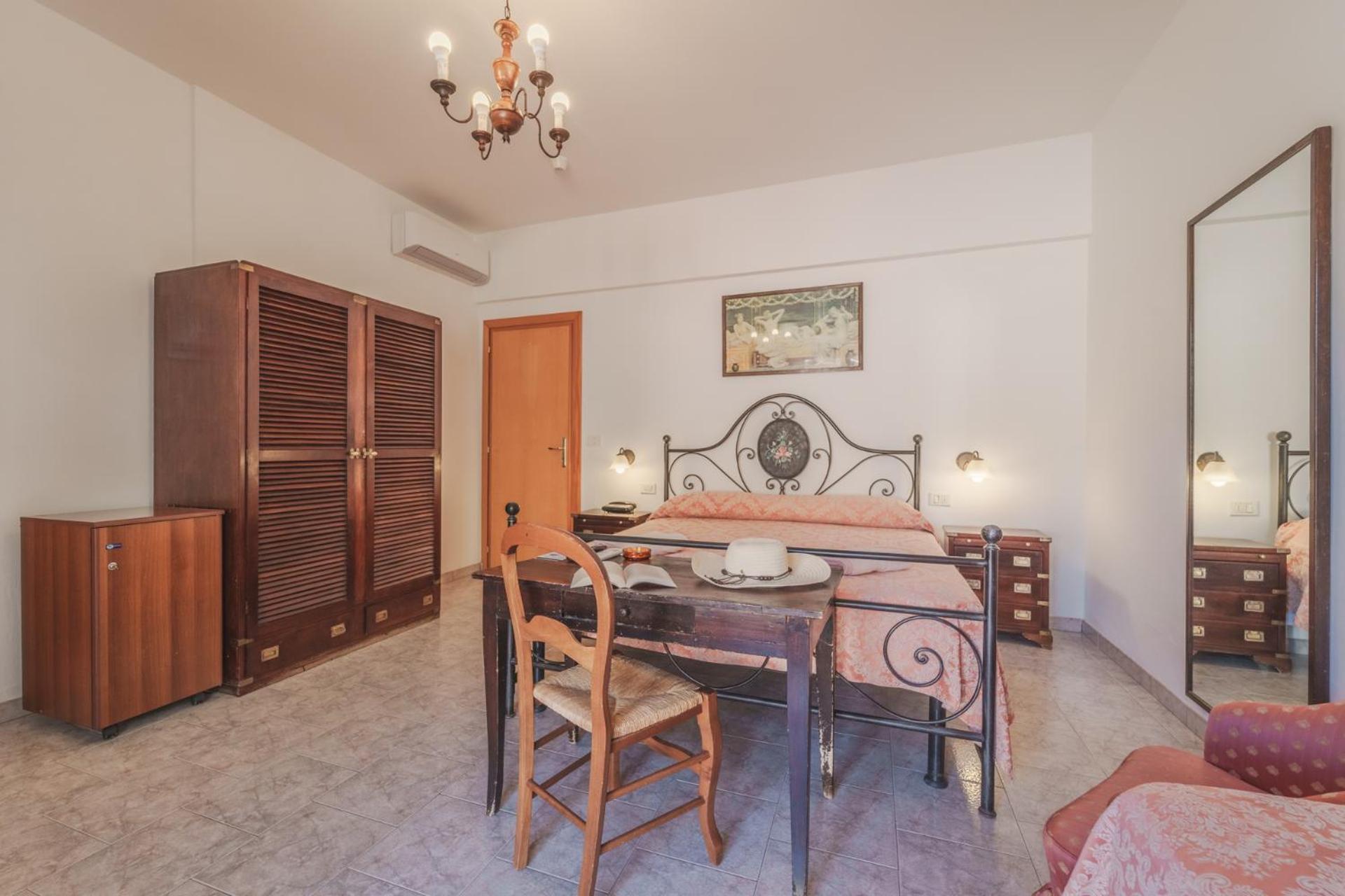 Hotel Lo Scirocco Fetovaia Dış mekan fotoğraf